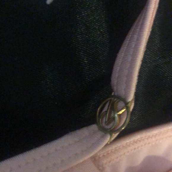 Victoria’s Secret Coral Pink Push Up Halter Bikini - Picture 13 of 13